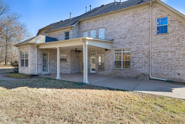 8471 POWDER PLANT DR, Millington, TN 38053