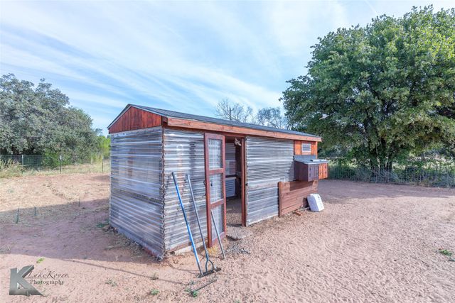 5005 Private Road 351, Anson, TX 79501