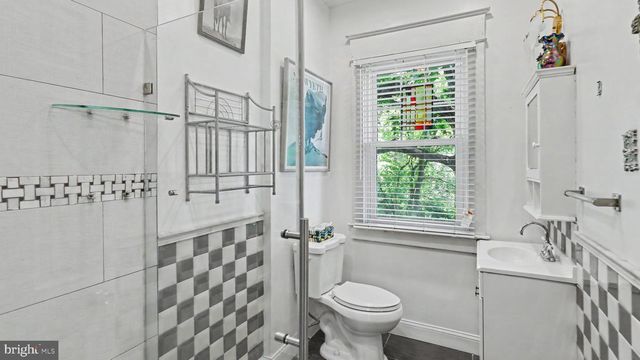 6626 1ST ST NW, Washington, DC 20012