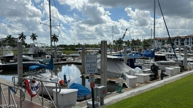 801 River Point DR, Naples, FL 34102