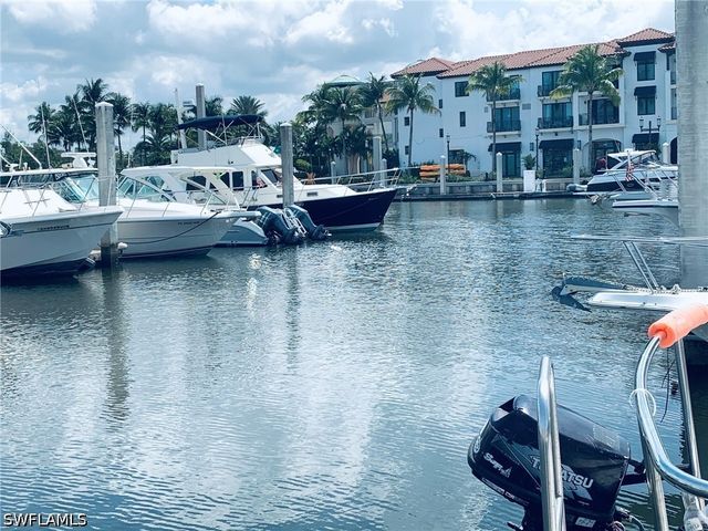 801 River Point DR, Naples, FL 34102
