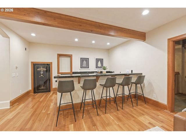 4322 Sw TERLYN Ct, Portland, OR 97221