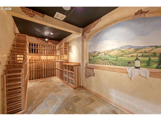 4322 Sw TERLYN Ct, Portland, OR 97221