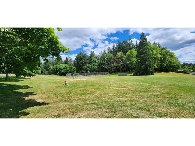 4322 Sw TERLYN Ct, Portland, OR 97221