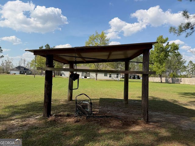 257 Mountain Laurel Road, Nashville, GA 31639