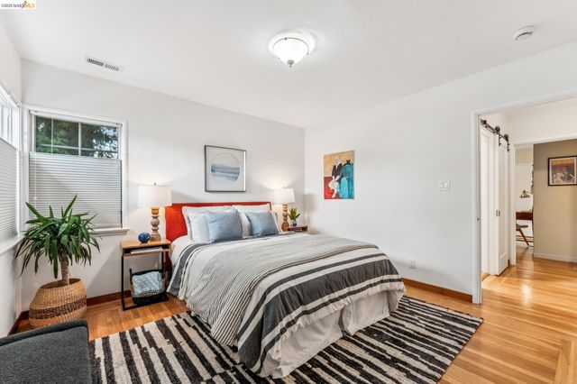 998 30Th St, Richmond, CA 94804