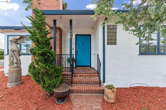 998 30Th St, Richmond, CA 94804