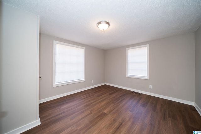 3225 4TH AVENUE N, Bessemer, AL 35020