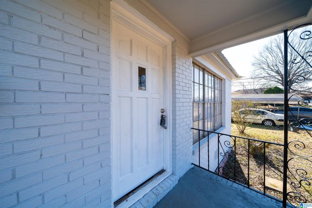 3225 4TH AVENUE N, Bessemer, AL 35020