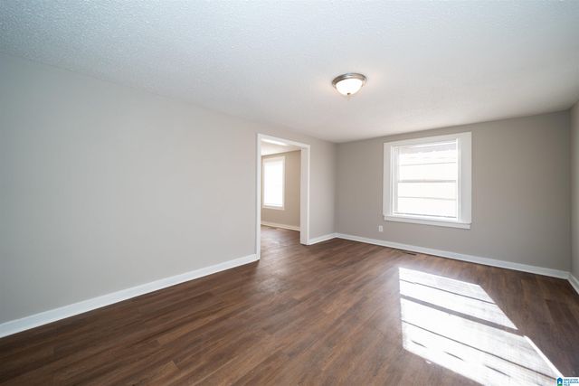 3225 4TH AVENUE N, Bessemer, AL 35020