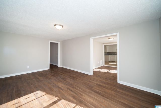 3225 4TH AVENUE N, Bessemer, AL 35020