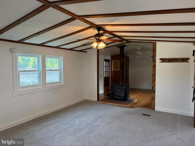 309 POPLAR LN, New Providence, PA 17560