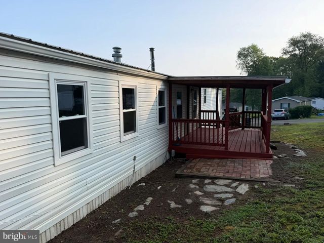 309 POPLAR LN, New Providence, PA 17560
