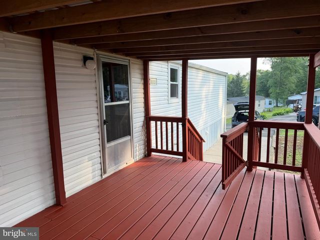 309 POPLAR LN, New Providence, PA 17560