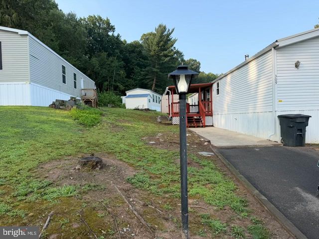 309 POPLAR LN, New Providence, PA 17560
