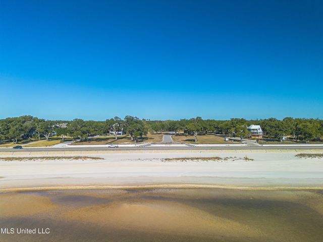 Lot 12 Beau Reve, Pass Christian, MS 39571