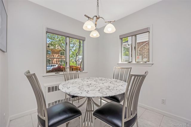 7528 170th Street, Fresh Meadows, NY 11366