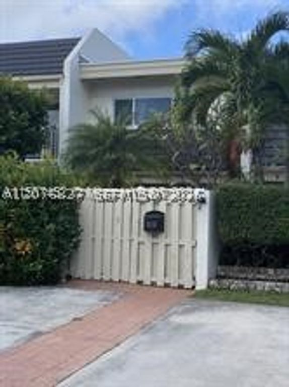 8110 SW 82nd Ct 8110, Miami, FL 33143