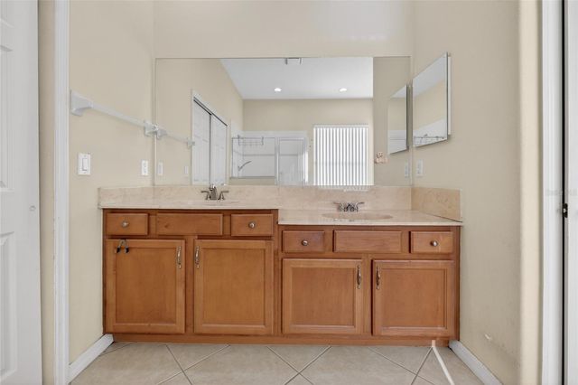 4612 E 62 AVENUE, Bradenton, FL 34203