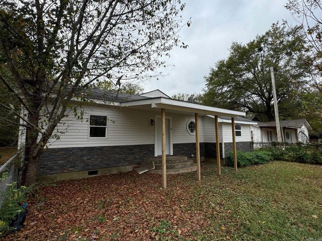 349 W Walnut Street, Prescott, AR 71857