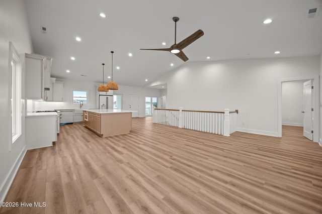 673 Ocean Boulevard W, Supply, NC 28462