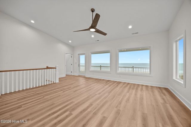 673 Ocean Boulevard W, Supply, NC 28462