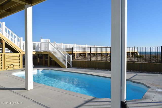 673 Ocean Boulevard W, Supply, NC 28462