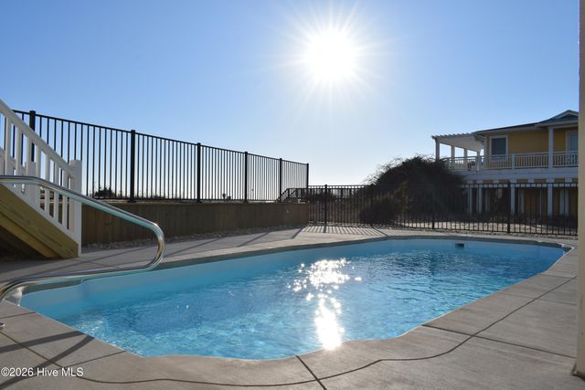673 Ocean Boulevard W, Supply, NC 28462