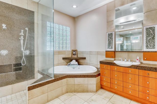 51 Wincrest Falls Drive, Cypress, TX 77429