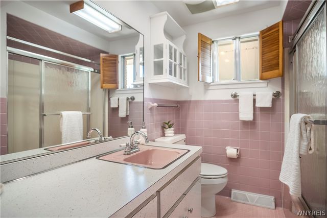 154 Bellingham Drive, Amherst, NY 14221
