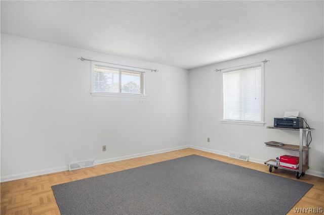 154 Bellingham Drive, Amherst, NY 14221