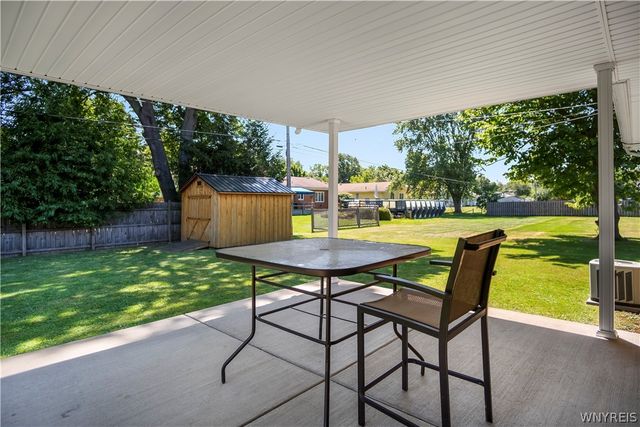 154 Bellingham Drive, Amherst, NY 14221