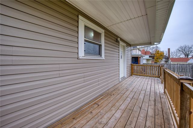 923 Adams St, New Castle, PA 16101