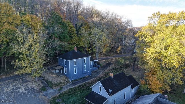 140 S Main Street, Uhrichsville, OH 44683