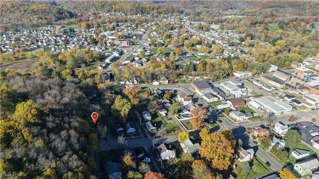 140 S Main Street, Uhrichsville, OH 44683