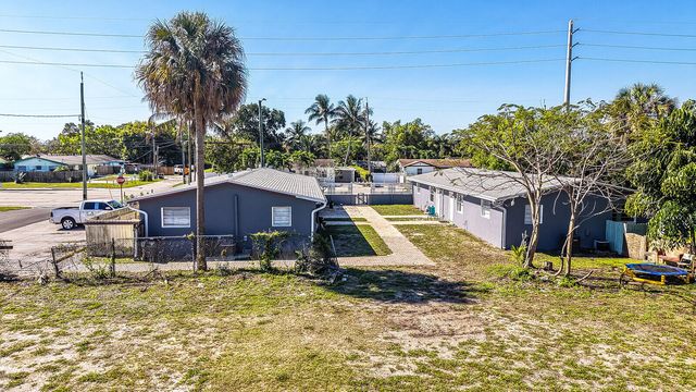 4733 Mulberry Street, Lake Worth Beach, FL 33461