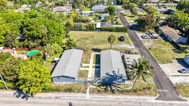 4733 Mulberry Street, Lake Worth Beach, FL 33461