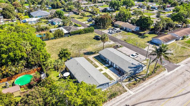 4733 Mulberry Street, Lake Worth Beach, FL 33461