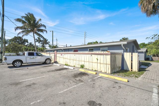 4733 Mulberry Street, Lake Worth Beach, FL 33461