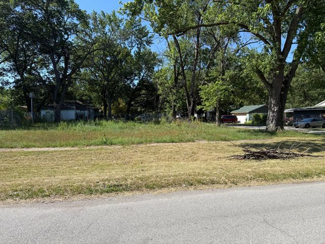 601 E 29th Avenue, Lake Station, IN 46405