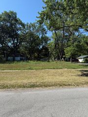 601 E 29th Avenue, Lake Station, IN 46405