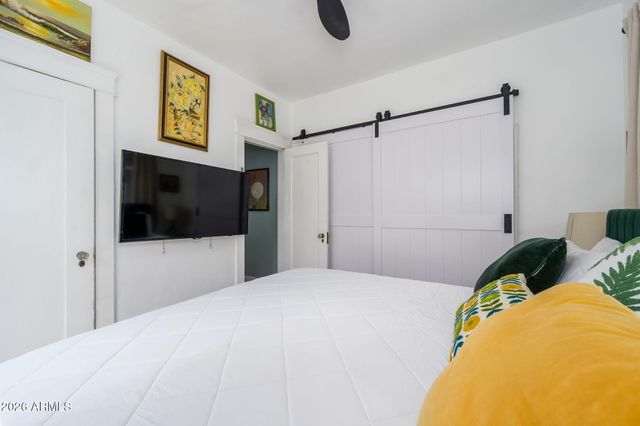 2041 N 11TH Street, Phoenix, AZ 85006