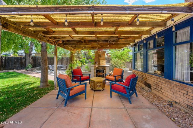 2041 N 11TH Street, Phoenix, AZ 85006