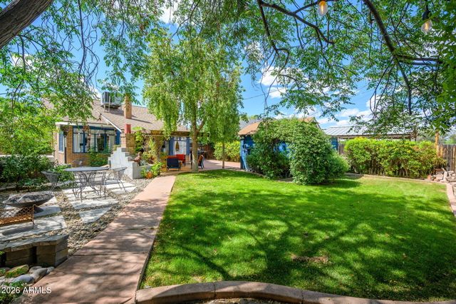 2041 N 11TH Street, Phoenix, AZ 85006