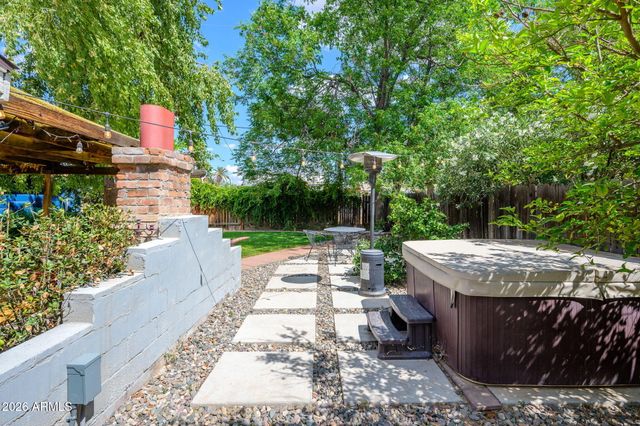 2041 N 11TH Street, Phoenix, AZ 85006