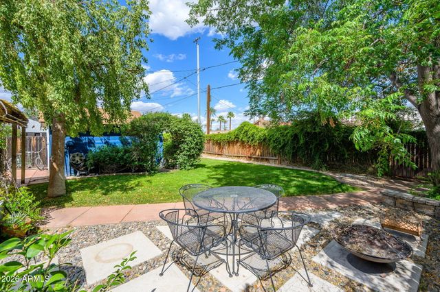 2041 N 11TH Street, Phoenix, AZ 85006