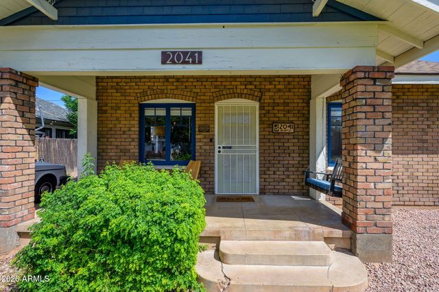 2041 N 11TH Street, Phoenix, AZ 85006