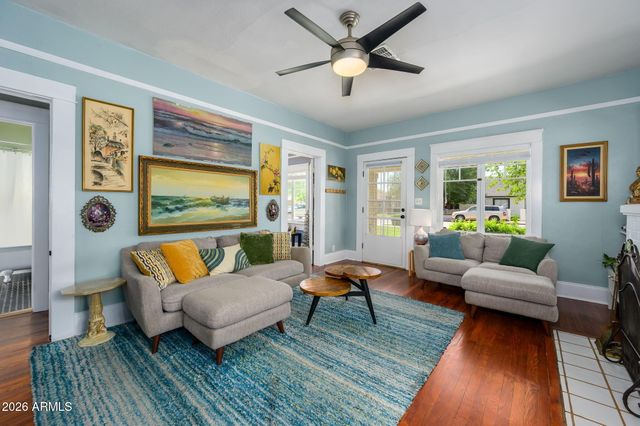 2041 N 11TH Street, Phoenix, AZ 85006