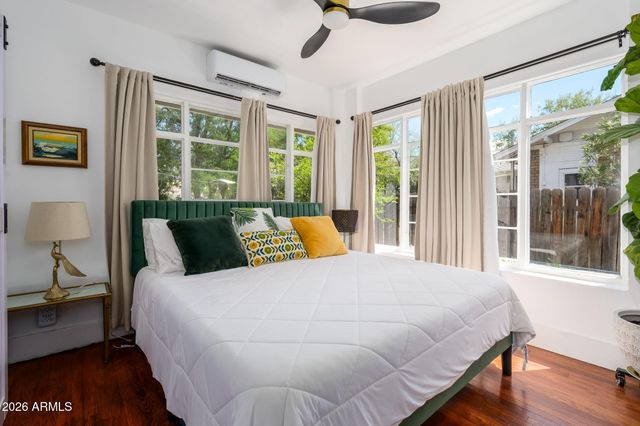 2041 N 11TH Street, Phoenix, AZ 85006