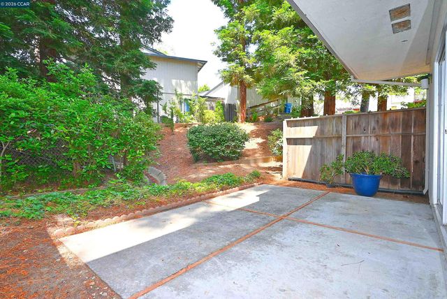 1769 Holland Cir, Walnut Creek, CA 94597